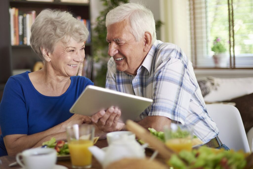 seniors en EHPA avec un mode de vie autonome